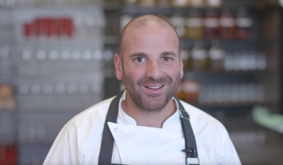 Celebrity Chef Creates Greek Dishes for Qatar Airways